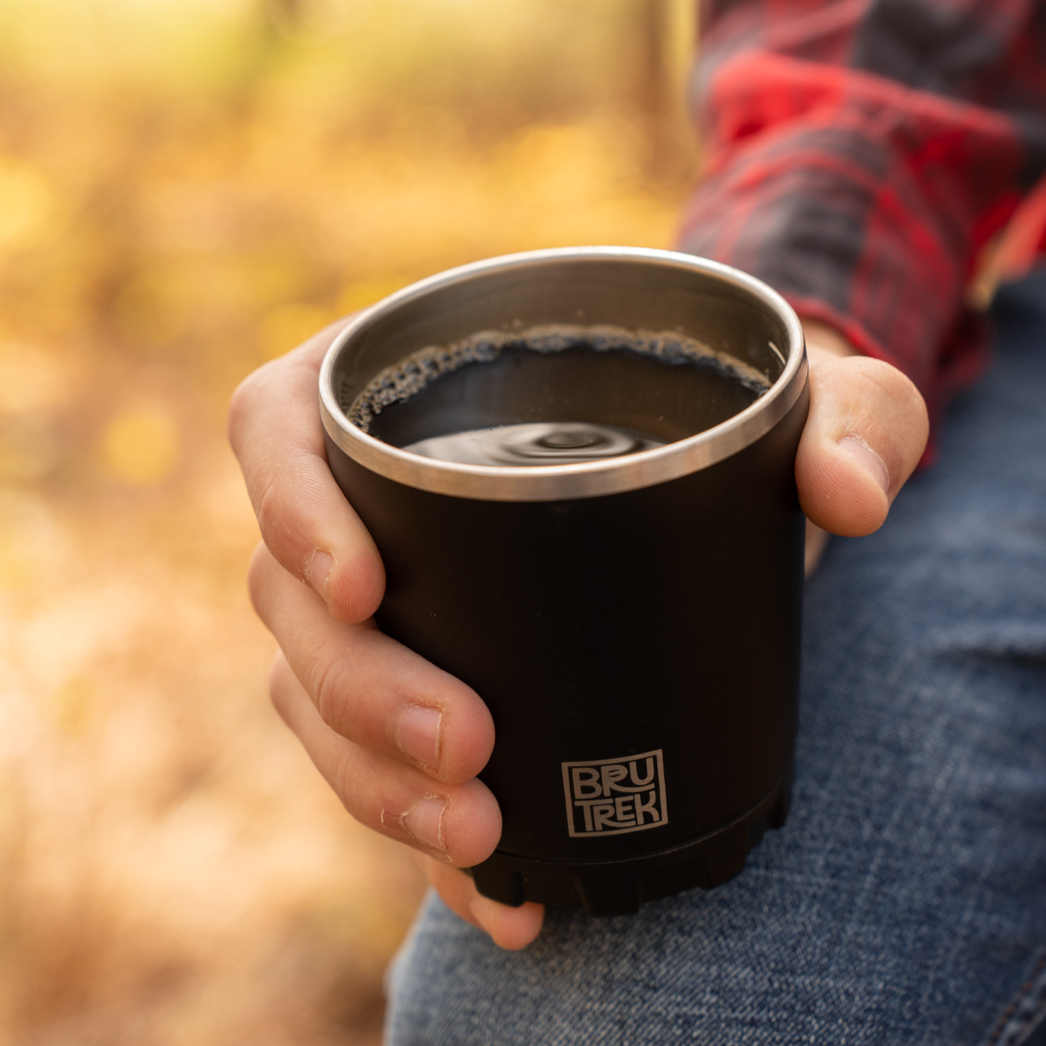 How to Brew Coffee While Camping: 7 Methods That Work
