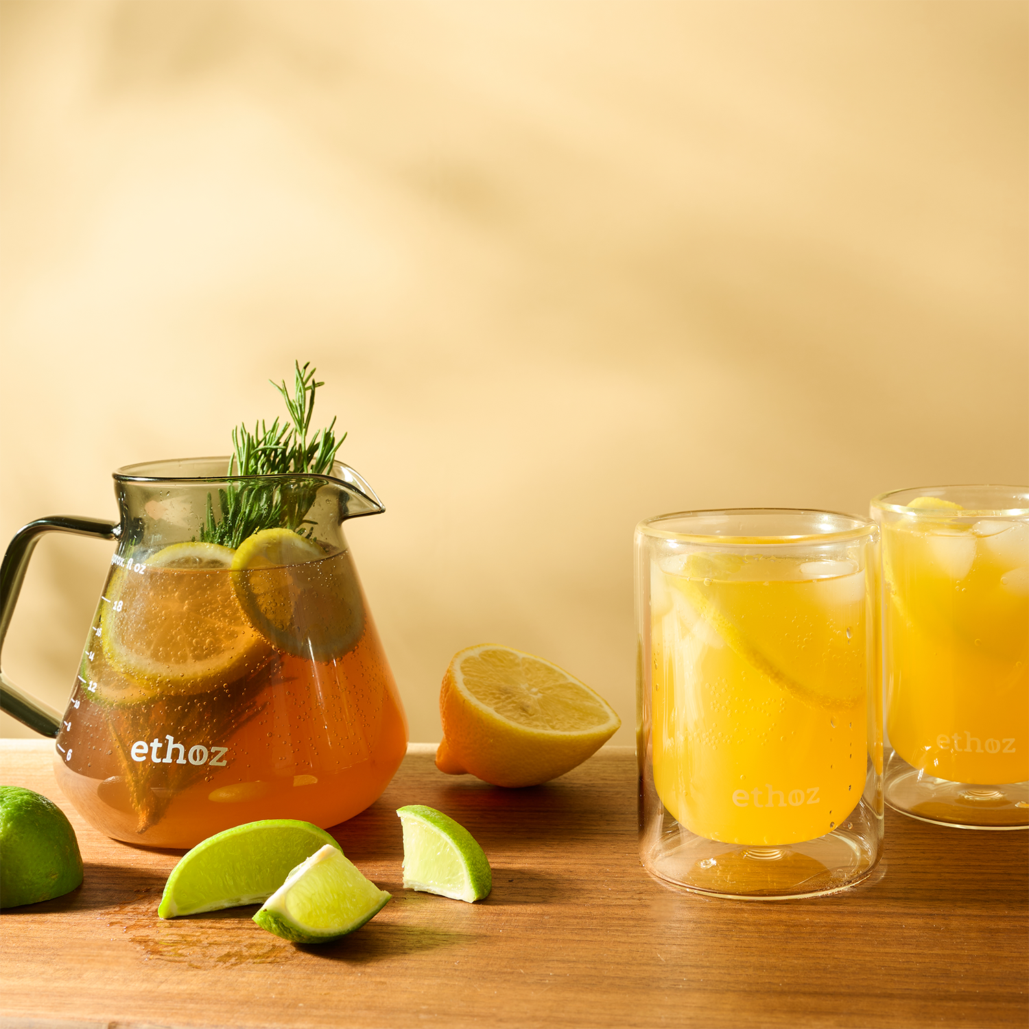 ethoz® Glass Carafe – Elegant 20 oz Pitcher – Planetary Design