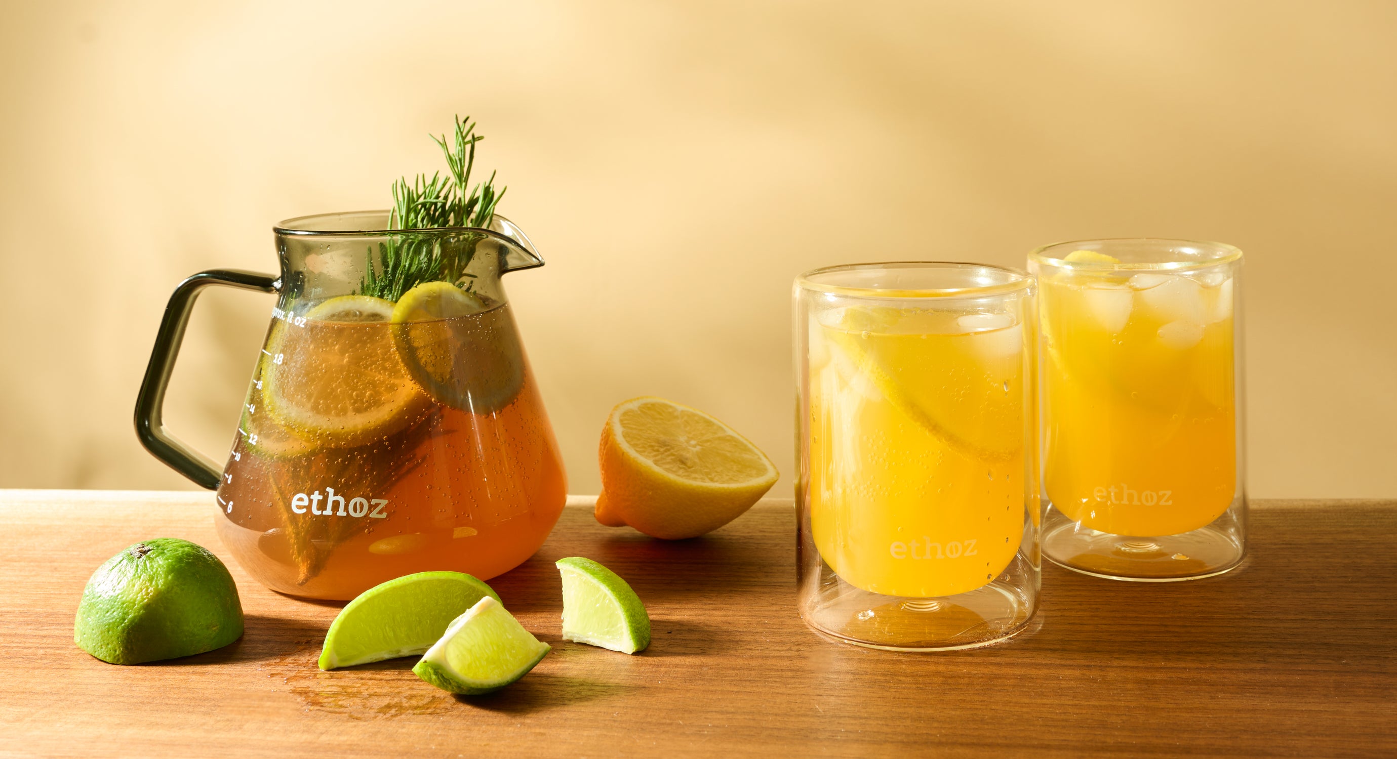 ethoz® Glass Carafe – Elegant 20 oz Pitcher – Planetary Design