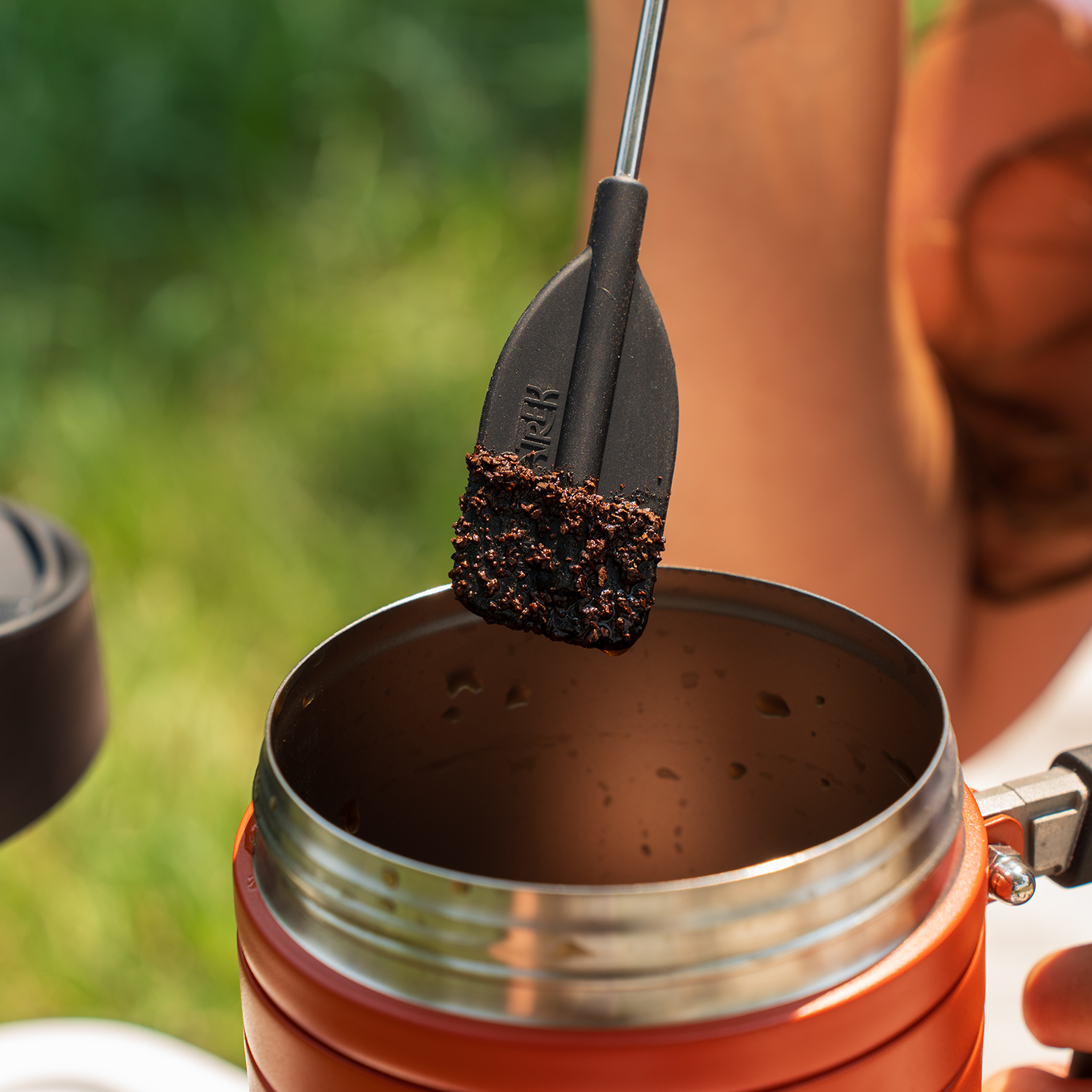BruTrek® Paddle Stir Stick – Silicone Coffee Tool – Planetary Design