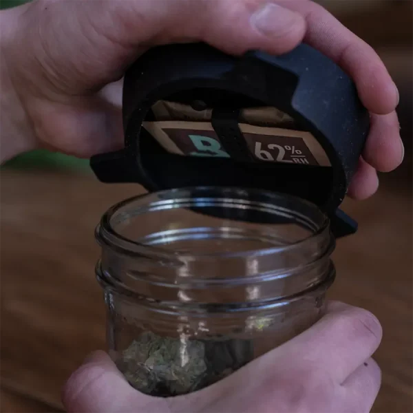 silicone topper for weed storage with boveda